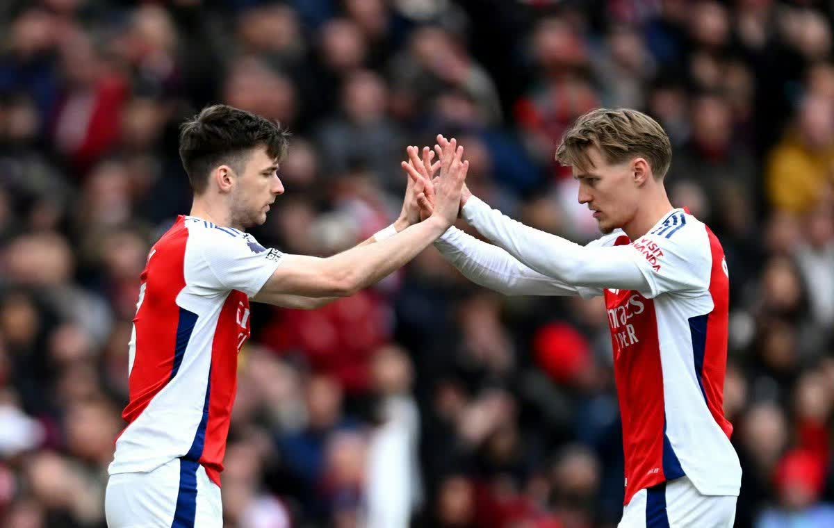 米兰体育入口下载包含风云突变比利亚雷亚尔清晨主帅复盘；欧冠版图或变；管理层满意；资深球员宣示担当的词条