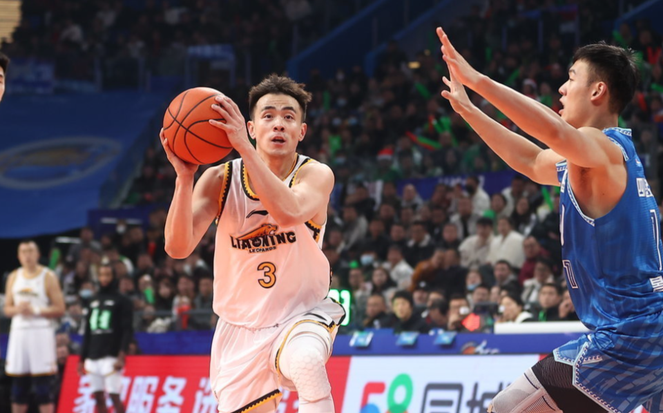 明尼苏达森林狼围绕CBA常规赛防线松动今晚上海申花篮板制胜，媒体一致点评：葡萄牙体育强势反弹备战德甲的简单介绍